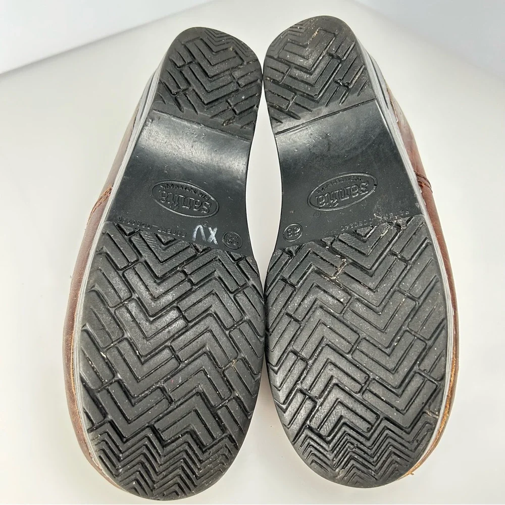 European Leather Clogs - Picture 7 of 7